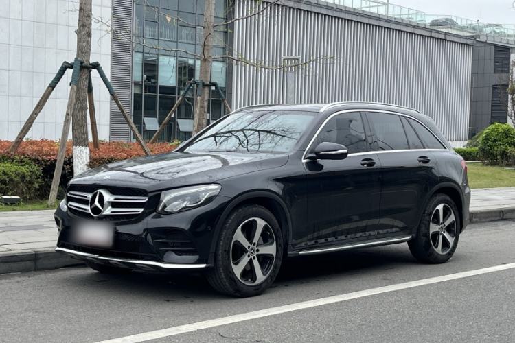 Used Mercedes-Benz GLC 2018 Facelift GLC 260 4MATIC Luxury Edition

