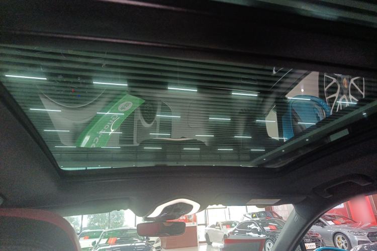 Used Porsche Macan 2022 Macan 2.0T
