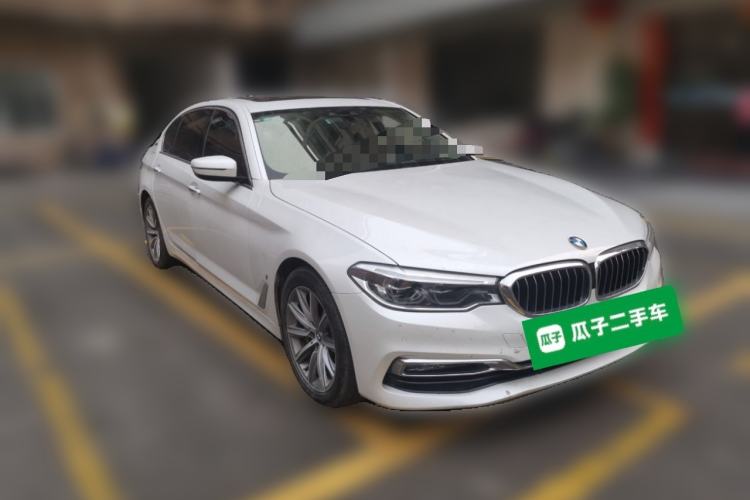 Used BMW 5 Series New Energy 2018 530Le Luxury Package Front Right 45 Deg