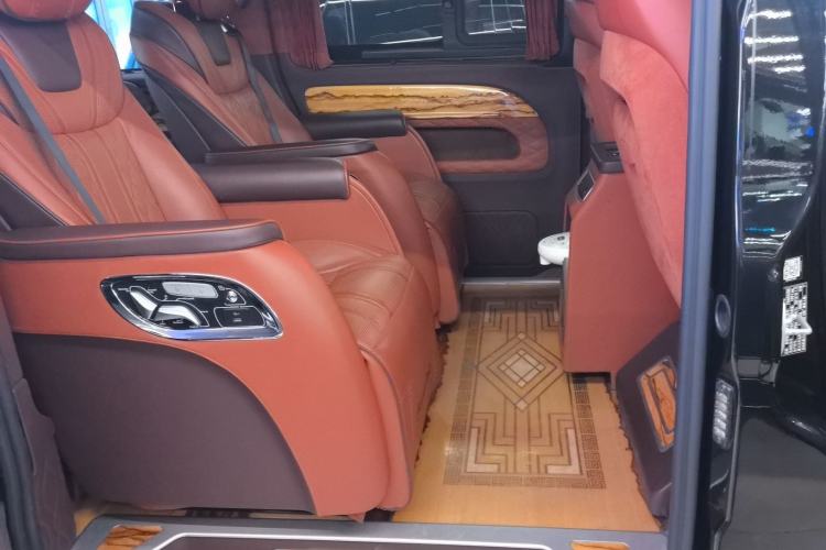 Used Mercedes-Benz Vito 2018 2.0T Business Version China VI Emission Standard