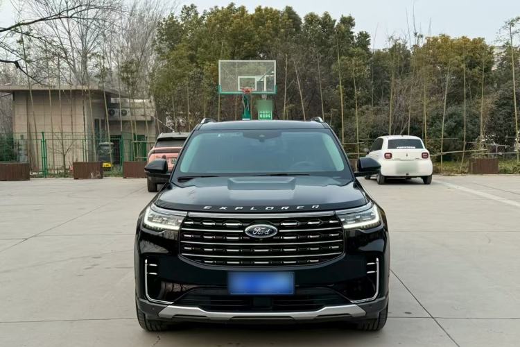 Used Ford Explorer 2023 EcoBoost 285 Four-Wheel Drive Titanium Edition 7-Seater