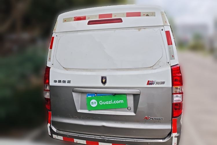 Used Jinbei New Hiace X30L 2022 1.5L Wealth Edition Air-Conditioning-Free Van China VI Standard SWC15M
