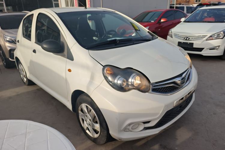 Used BYD F0 2015 1.0L AMT XuanKu Model Front Right 45 Deg