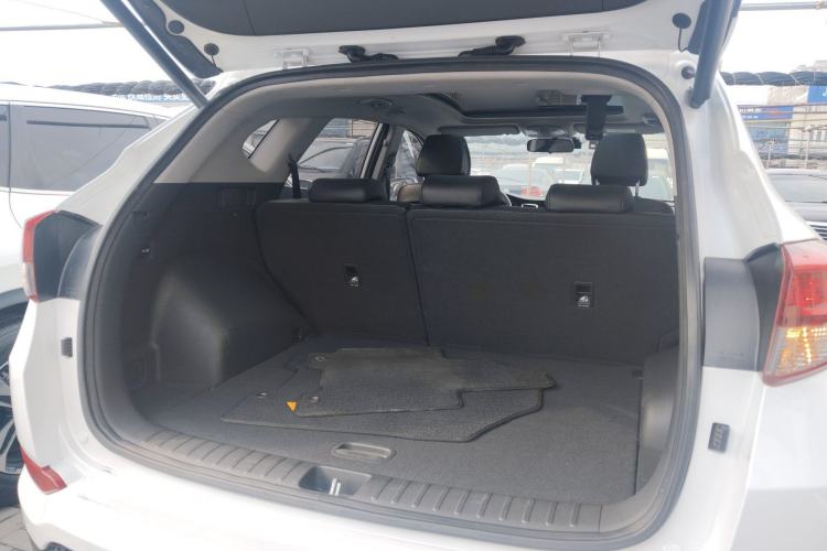 Used Hyundai Tucson 2015 1.6T Dual-Clutch Two-Wheel-Drive Leading Model