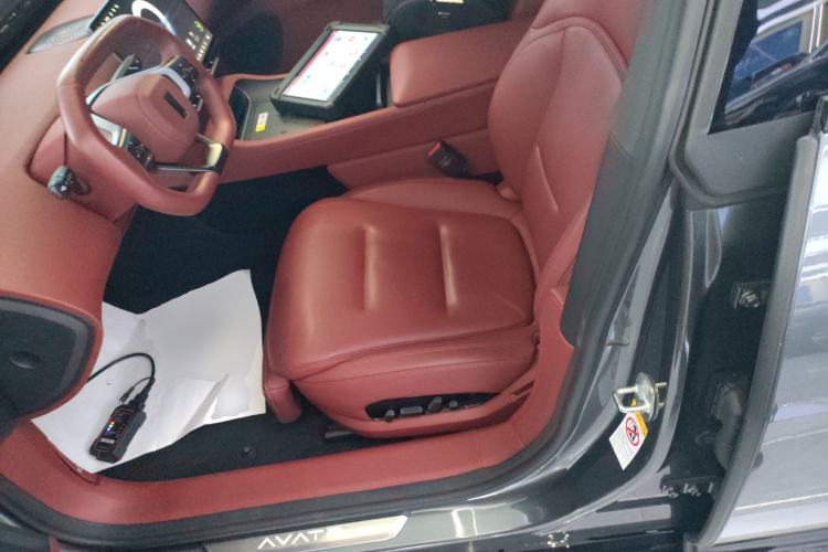 Used Avatr 12 2025 Updated Ultra All-Electric Four-Wheel Drive Left Front Seat