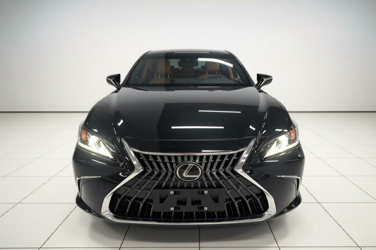 Used Lexus ES 2022 300h Excellence Edition