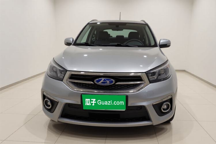 Used Chery Tiggo 3 2014 1.6L Manual Zhishang Edition Exterior 1