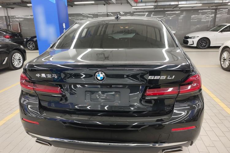 Used BMW 5 Series 2022 Second Facelift 525Li Luxury Package Rear