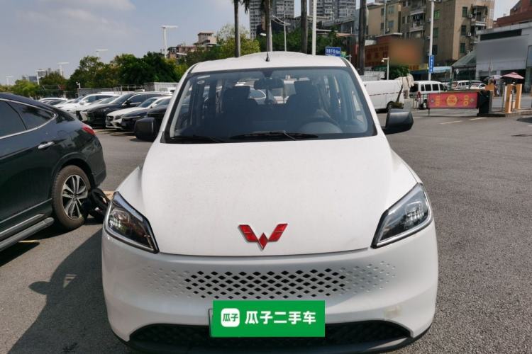 Used Wuling Hongguang New Energy 2025 Extended-Range Hybrid 50KM Comfort Version Front