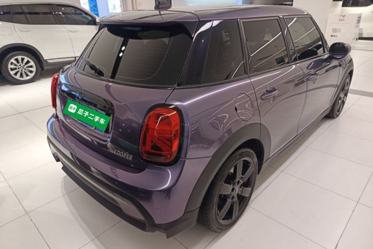 Used MINI MINI 2023 Updated 1.5T COOPER Artist Five-Door Edition