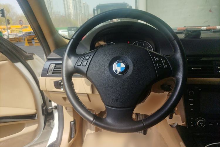 Used BMW 3 Series 2012 318i Leading Model
