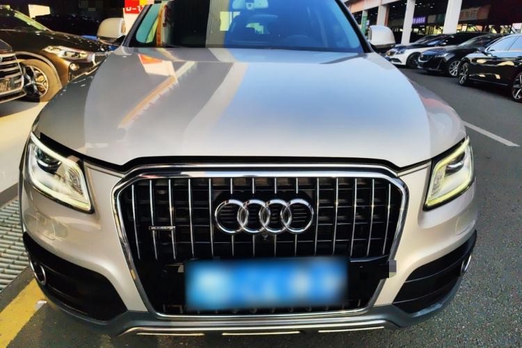 Used Audi Q5 2017 Plus 40 TFSI Technology Model