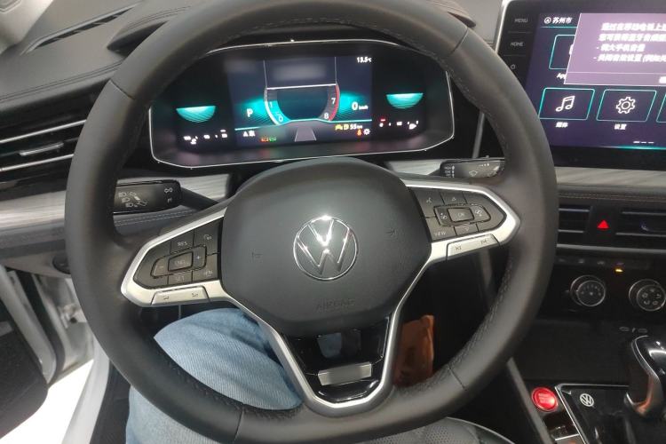 Used Volkswagen Sagitar 2023 300TSI DSG Excellence Edition Steering Wheel