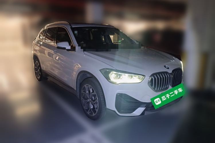 Used BMW X1 2020 sDrive25Li Leading Model Front Right 45 Deg