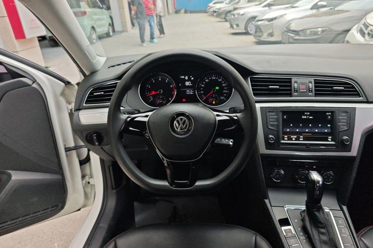 Used Volkswagen Lamando 2018 230TSI DSG Fashion Edition