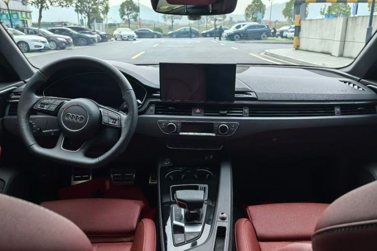 Used Audi A4L 2024 40 TFSI Luxury Dynamic Edition