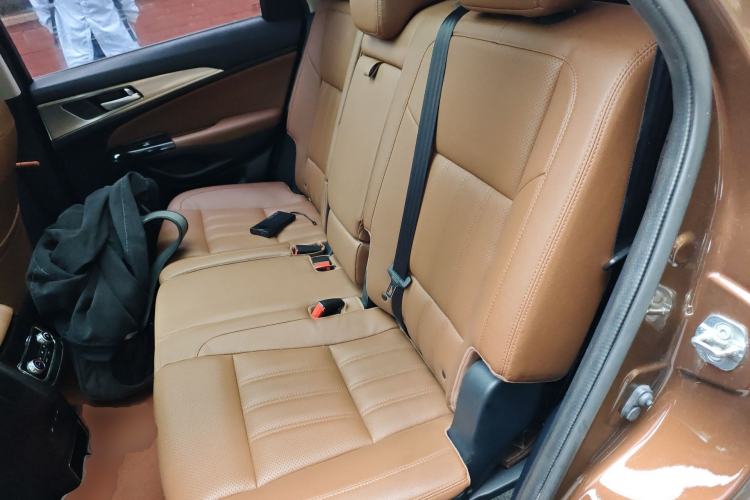 Used CHANGAN CS95 2017 2.0T Two-Wheel Drive Zhitu Edition
