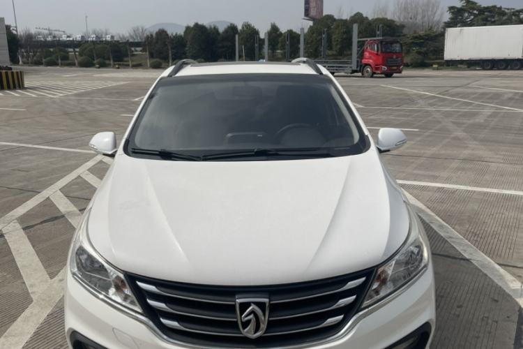 Used Baojun 310 2016 1.2L Manual Luxury Model
