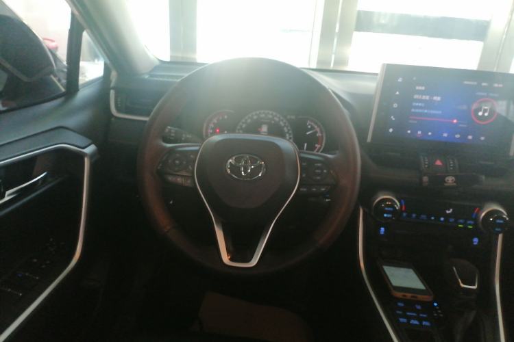 Used Toyota RAV4 2021 2.0L CVT 4x4 Trend Edition
