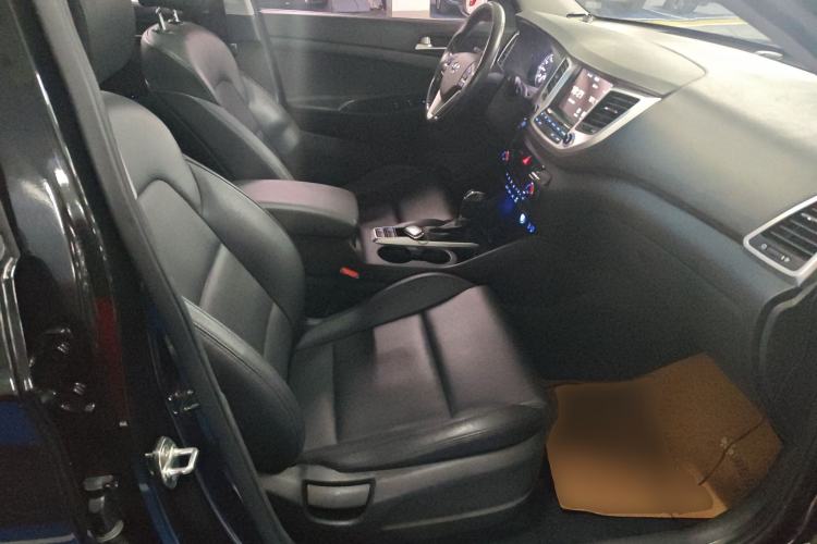 Used Hyundai Tucson 2015 1.6T Dual-Clutch Two-Wheel-Drive Smart Model
