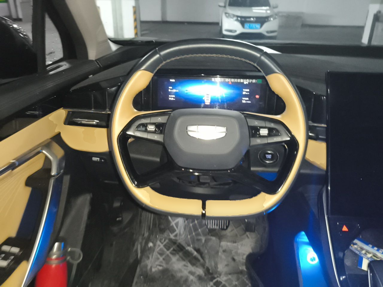 Geely Auto FX11 2023 1.5TD DCT Prestige Edition — снимка 10