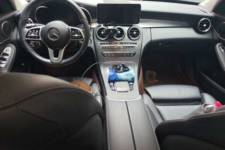 Used Mercedes-Benz C-Class 2019 Restyled C 260 L Sport Edition Center Console