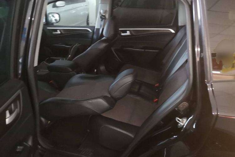 Used Honda Jade 2013 1.8L automatic Comfort version 5 seats