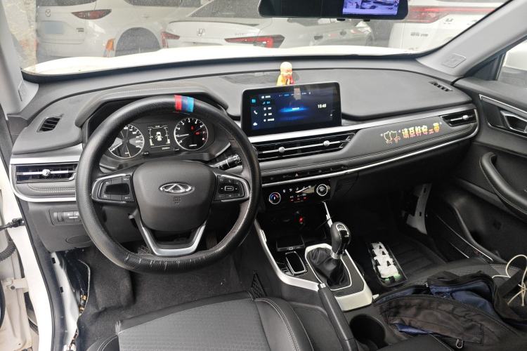Used Chery Tiggo 5x 2020 1.5L Manual Fashion Edition Center Console