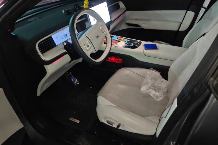 Used XPeng G6 2023 755 Ultra-Long Range Max Left Front Seat