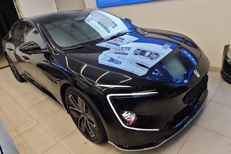 Used Avatr 12 2023 650 Three-Laser Four-Wheel Drive Performance Edition Front Right 45 Deg