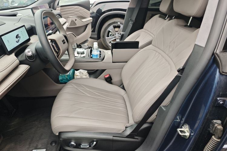 Used Geely Galaxy 8 2025 130km EM-P Starship Edition