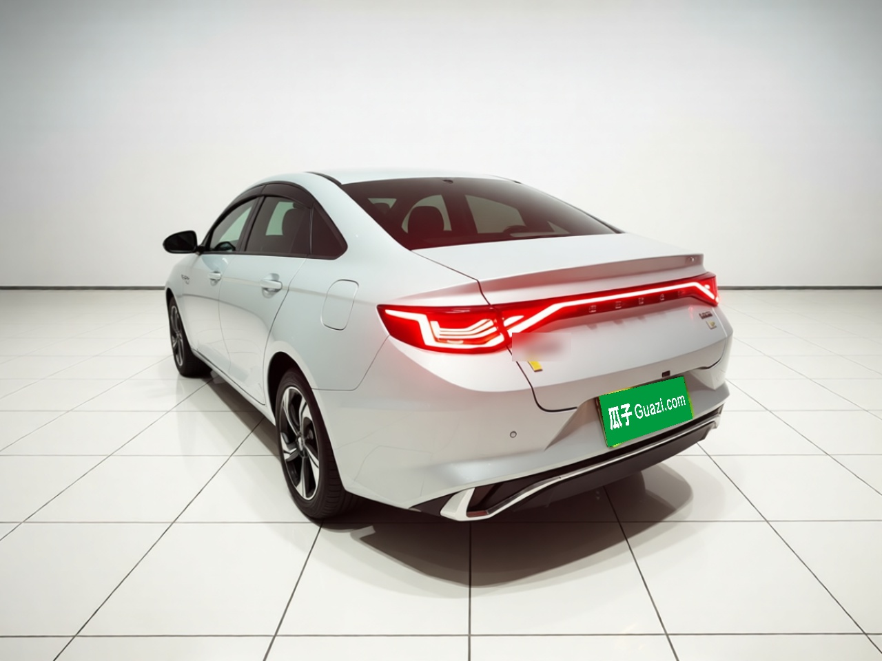 Geely Auto Emgrand L HiP 2022 1.5TD-DHT Pro 100KM Super Swift — снимка 4