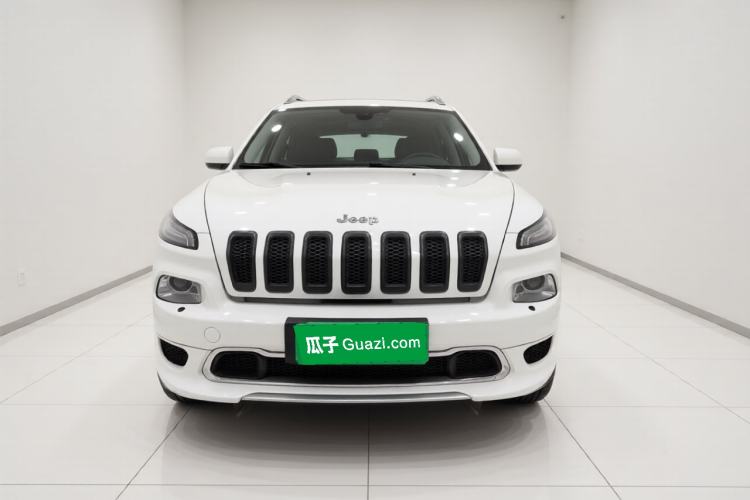 Used Jeep Cherokee 2017 2.4L Professional Smart Edition