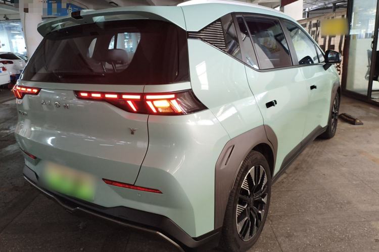 Used AION Y 2022 70 Tech Edition Lithium Iron Phosphate