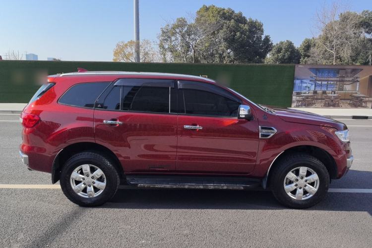 Used Ford Everest 2016 2.0T Gasoline Automatic 4x4 Flagship Edition
