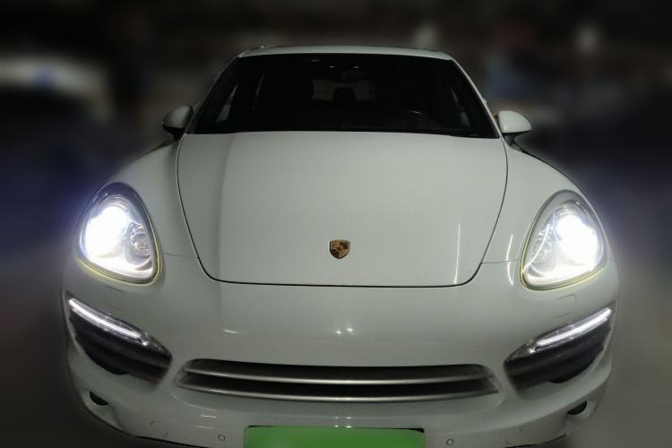 Used Porsche Cayenne 2014 Cayenne Platinum Edition 3.0T
