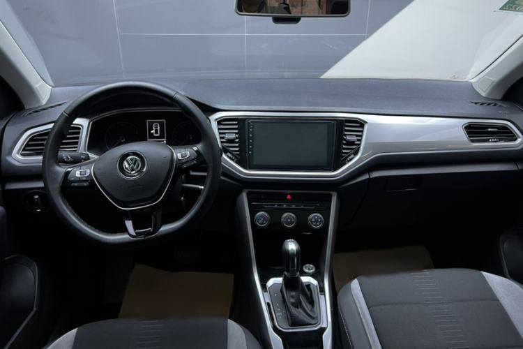 Used Volkswagen T-ROC 2020 230TSI DSG Two-Wheel Drive Advanced Version