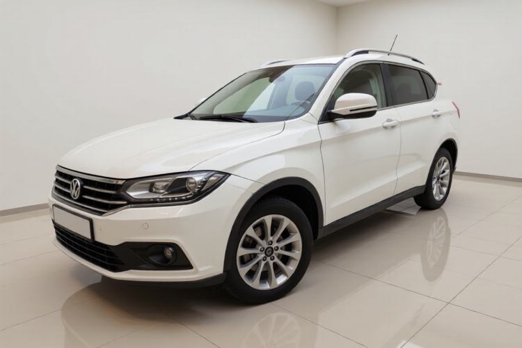 Used Haval H2 2017 Red-Label 1.5T Automatic Two-Wheel Drive Luxury Model Guazi used car, China used car export, Used car for sale, Used  cars, Cheapest cars for sale