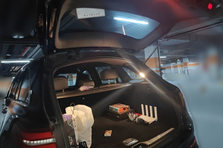 Used Mercedes-Benz GLC 2018 Facelifted GLC 260 4MATIC Dynamic Edition Trunk