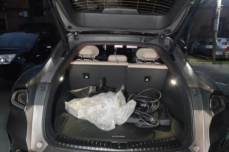 Used Xiaomi Auto YU7 2025 Ultra-Long Range High-Performance All-Wheel-Drive Max Edition