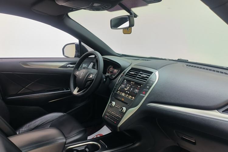 Used Lincoln MKC 2017 2.0T Two-Wheel Drive Deluxe Edition