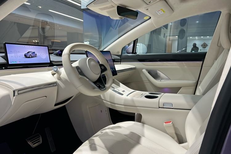 Used Hima Luxeed R7 2025 Range-Extended Version 251 km Max