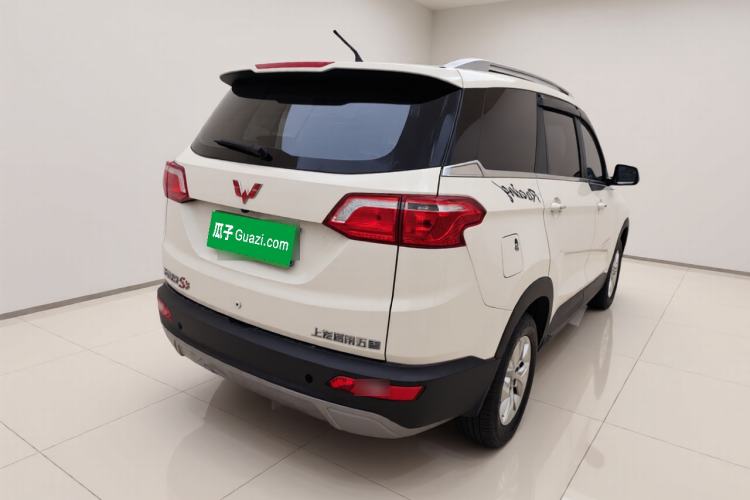 Used Wuling Hongguang S3 2019 1.5L Manual Luxury Model China VI Standard