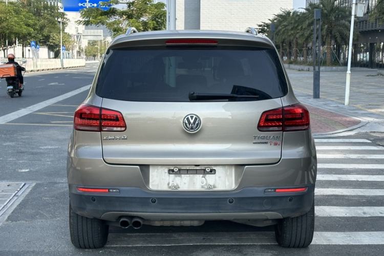 Used Volkswagen Tiguan L 2013 2.0 TSI Automatic All-Wheel-Drive Flagship Edition