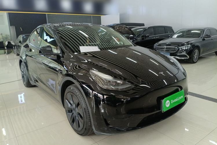 Used Tesla Model Y 2023 Rear-Wheel-Drive Version