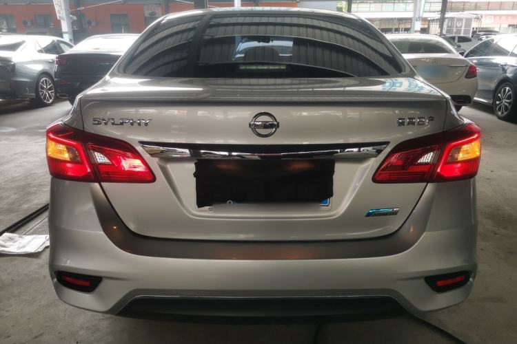 Used Nissan Sylphy 2019 1.6XV CVT Smart Connect Luxury Edition China VI Standard Rear