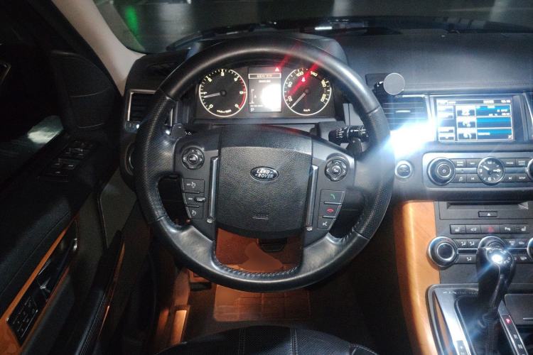 Used Land Rover Range Sport 2012 3.0 TDV6 HSE Diesel Edition Steering Wheel