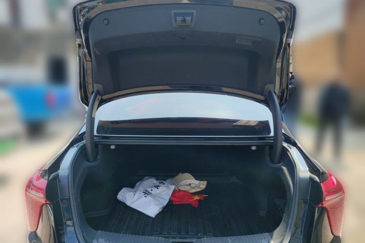 Used Hongqi H5 2023 2.0T Automatic Smart Connect Flagship Edition