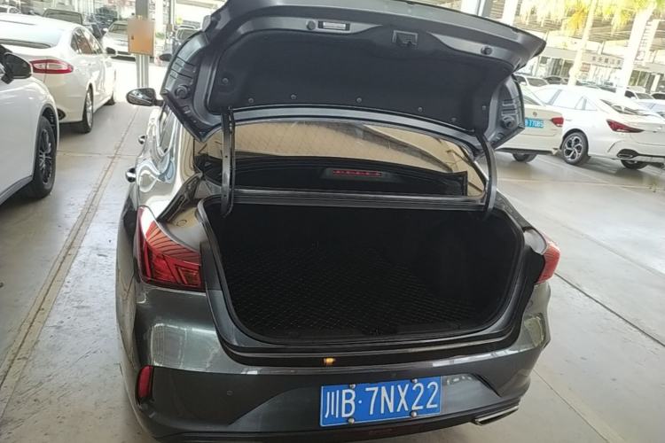 Used CHANGAN Eado 2023 Changan Edition PLUS Blue Whale NE 1.4T GDI DCT Prestige Version
