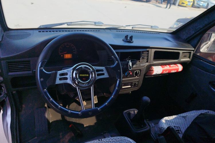 Used Wuling Zhiguang 2023 1.5L Utility Version with Enclosed Windows 2 Seats
